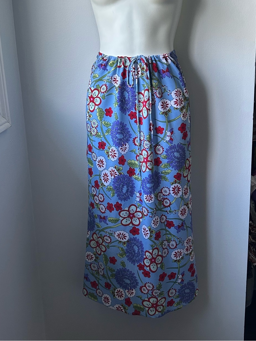 Chado Blue Floral Elastic-Waist Midi Skirt